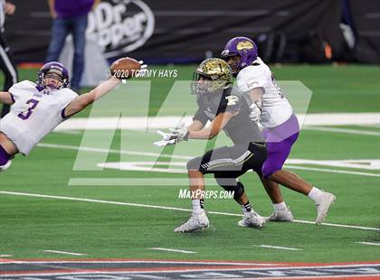 Thumbnail 1 in Post vs. Shiner (UIL 2A Division 1 State Final) photogallery.