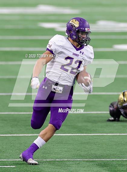 Thumbnail 2 in Post vs. Shiner (UIL 2A Division 1 State Final) photogallery.