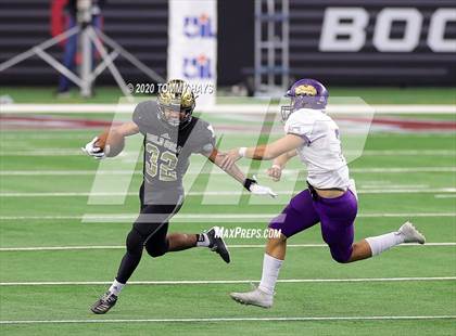 Thumbnail 2 in Post vs. Shiner (UIL 2A Division 1 State Final) photogallery.