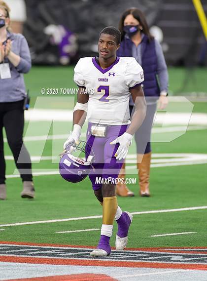 Thumbnail 1 in Post vs. Shiner (UIL 2A Division 1 State Final) photogallery.