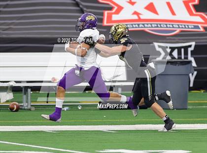 Thumbnail 1 in Post vs. Shiner (UIL 2A Division 1 State Final) photogallery.