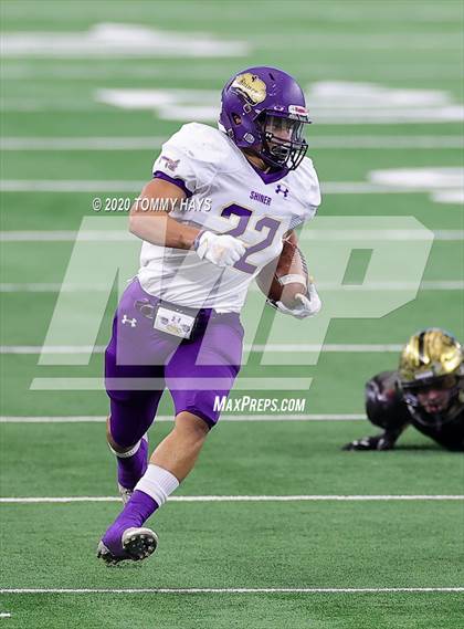Thumbnail 1 in Post vs. Shiner (UIL 2A Division 1 State Final) photogallery.