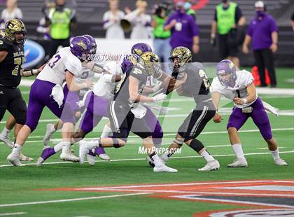 Thumbnail 3 in Post vs. Shiner (UIL 2A Division 1 State Final) photogallery.