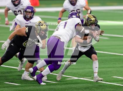 Thumbnail 2 in Post vs. Shiner (UIL 2A Division 1 State Final) photogallery.