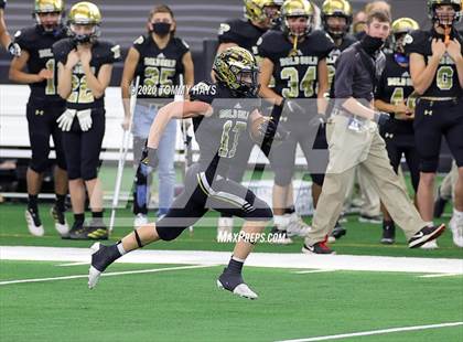 Thumbnail 1 in Post vs. Shiner (UIL 2A Division 1 State Final) photogallery.