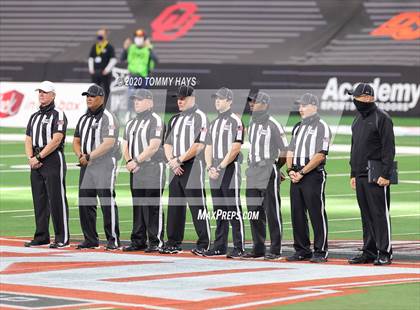 Thumbnail 1 in Post vs. Shiner (UIL 2A Division 1 State Final) photogallery.