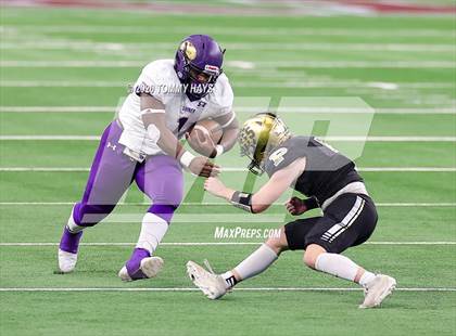 Thumbnail 3 in Post vs. Shiner (UIL 2A Division 1 State Final) photogallery.