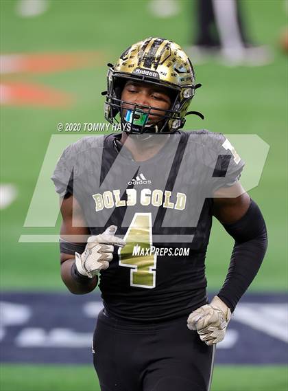 Thumbnail 1 in Post vs. Shiner (UIL 2A Division 1 State Final) photogallery.