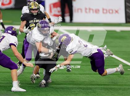 Thumbnail 3 in Post vs. Shiner (UIL 2A Division 1 State Final) photogallery.