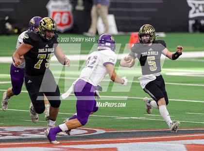 Thumbnail 3 in Post vs. Shiner (UIL 2A Division 1 State Final) photogallery.
