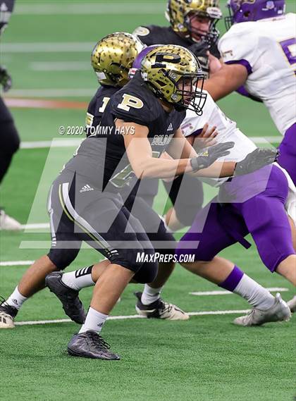 Thumbnail 3 in Post vs. Shiner (UIL 2A Division 1 State Final) photogallery.