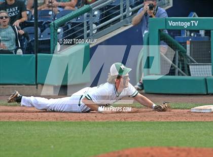 Thumbnail 3 in Maloney vs. Notre Dame (CIAC Class L Semifinal) photogallery.
