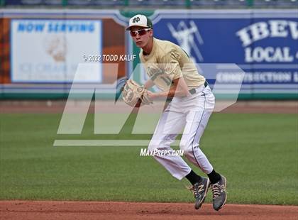 Thumbnail 3 in Maloney vs. Notre Dame (CIAC Class L Semifinal) photogallery.