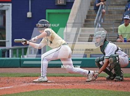 Thumbnail 1 in Maloney vs. Notre Dame (CIAC Class L Semifinal) photogallery.