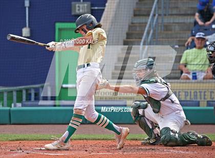 Thumbnail 3 in Maloney vs. Notre Dame (CIAC Class L Semifinal) photogallery.