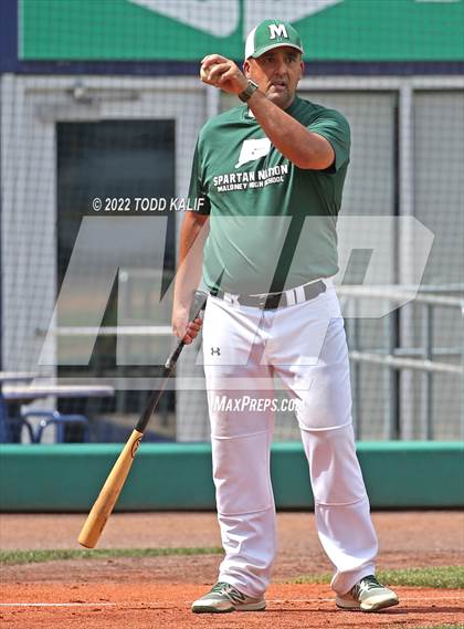 Thumbnail 3 in Maloney vs. Notre Dame (CIAC Class L Semifinal) photogallery.
