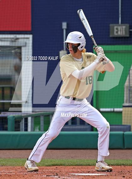 Thumbnail 1 in Maloney vs. Notre Dame (CIAC Class L Semifinal) photogallery.
