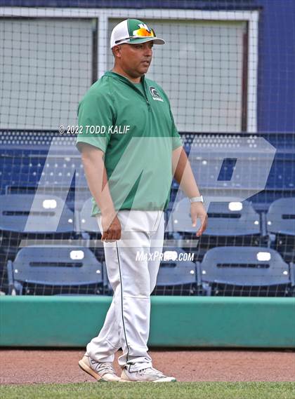 Thumbnail 3 in Maloney vs. Notre Dame (CIAC Class L Semifinal) photogallery.