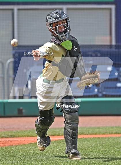 Thumbnail 2 in Maloney vs. Notre Dame (CIAC Class L Semifinal) photogallery.