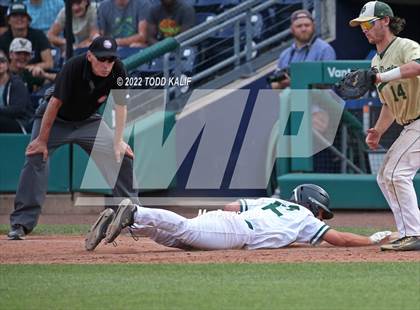 Thumbnail 3 in Maloney vs. Notre Dame (CIAC Class L Semifinal) photogallery.