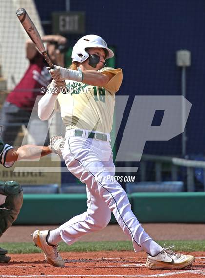 Thumbnail 3 in Maloney vs. Notre Dame (CIAC Class L Semifinal) photogallery.
