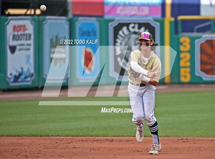 Thumbnail 3 in Maloney vs. Notre Dame (CIAC Class L Semifinal) photogallery.