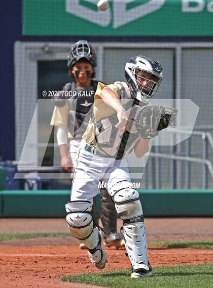 Thumbnail 2 in Maloney vs. Notre Dame (CIAC Class L Semifinal) photogallery.