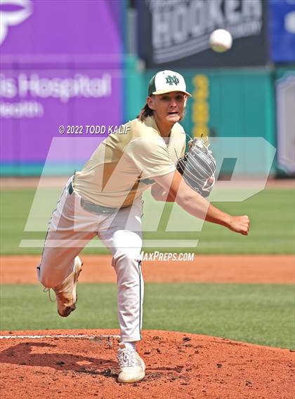 Thumbnail 2 in Maloney vs. Notre Dame (CIAC Class L Semifinal) photogallery.