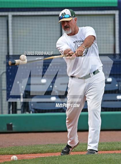 Thumbnail 1 in Maloney vs. Notre Dame (CIAC Class L Semifinal) photogallery.