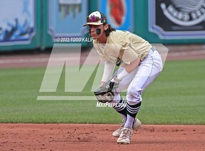 Thumbnail 2 in Maloney vs. Notre Dame (CIAC Class L Semifinal) photogallery.