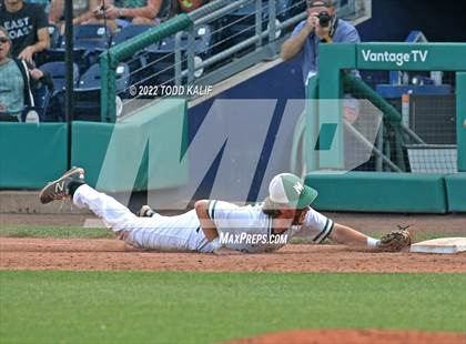 Thumbnail 1 in Maloney vs. Notre Dame (CIAC Class L Semifinal) photogallery.