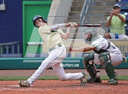 Thumbnail 1 in Maloney vs. Notre Dame (CIAC Class L Semifinal) photogallery.