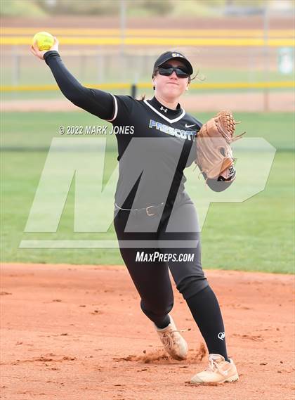 Thumbnail 3 in El Toro vs. Prescott (Dave Kops Tournament of Champions) photogallery.