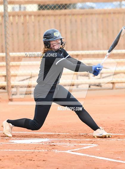 Thumbnail 2 in El Toro vs. Prescott (Dave Kops Tournament of Champions) photogallery.