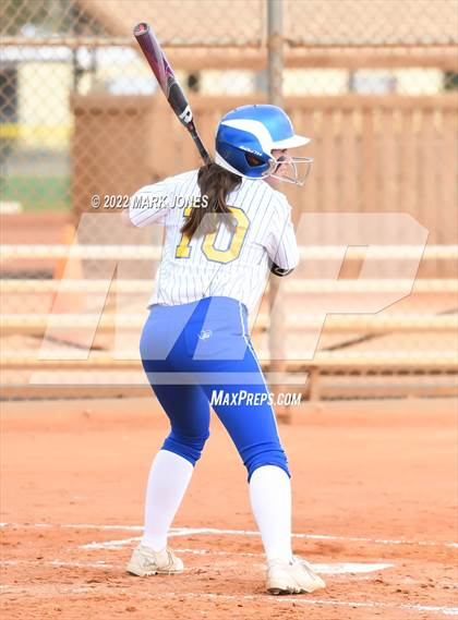Thumbnail 2 in El Toro vs. Prescott (Dave Kops Tournament of Champions) photogallery.