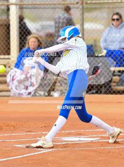 Thumbnail 3 in El Toro vs. Prescott (Dave Kops Tournament of Champions) photogallery.