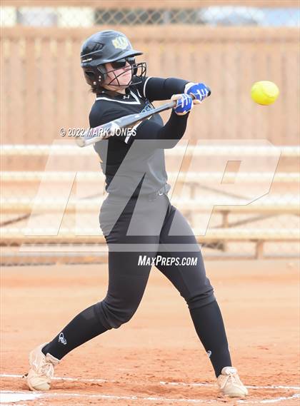 Thumbnail 3 in El Toro vs. Prescott (Dave Kops Tournament of Champions) photogallery.