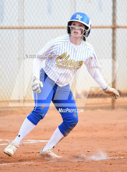 Thumbnail 2 in El Toro vs. Prescott (Dave Kops Tournament of Champions) photogallery.