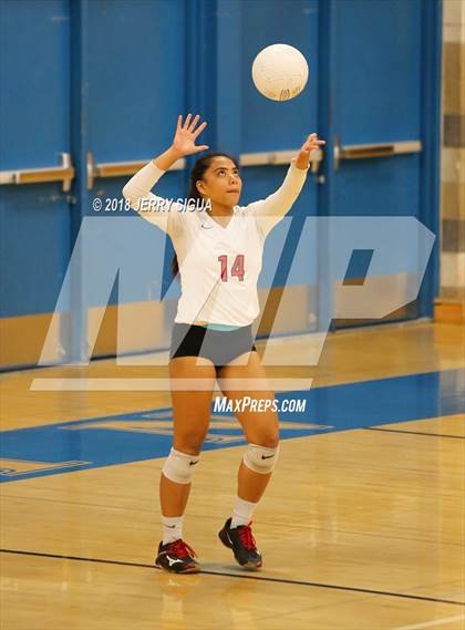 Thumbnail 3 in Lincoln(Stockton) @ Rocklin (CIF SJS D1 Playoffs) photogallery.