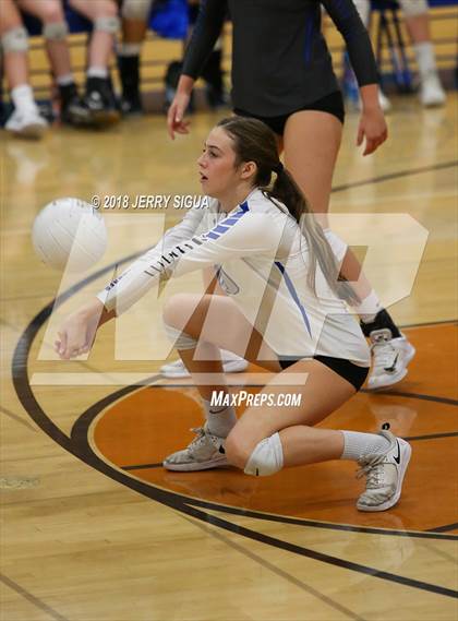 Thumbnail 3 in Lincoln(Stockton) @ Rocklin (CIF SJS D1 Playoffs) photogallery.