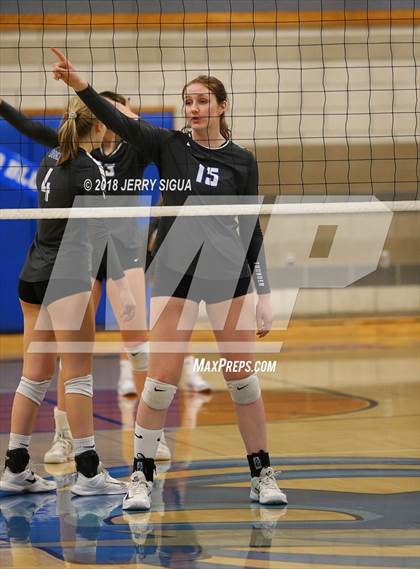 Thumbnail 2 in Lincoln(Stockton) @ Rocklin (CIF SJS D1 Playoffs) photogallery.
