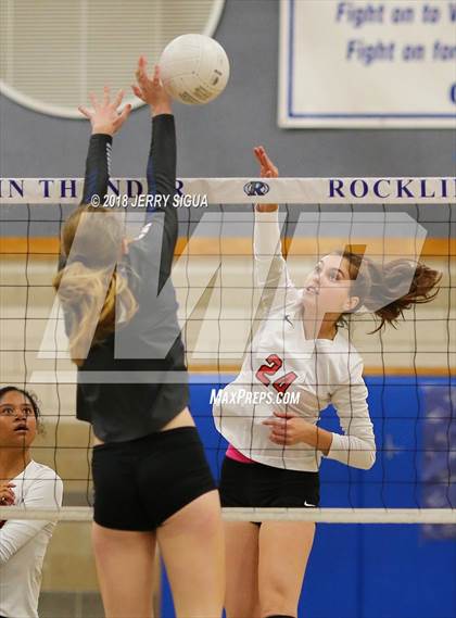 Thumbnail 2 in Lincoln(Stockton) @ Rocklin (CIF SJS D1 Playoffs) photogallery.