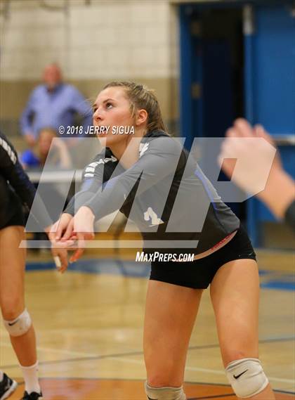 Thumbnail 1 in Lincoln(Stockton) @ Rocklin (CIF SJS D1 Playoffs) photogallery.