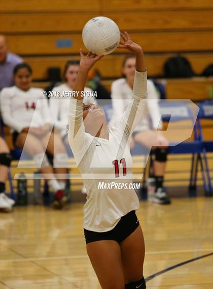 Thumbnail 2 in Lincoln(Stockton) @ Rocklin (CIF SJS D1 Playoffs) photogallery.
