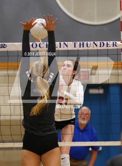 Thumbnail 2 in Lincoln(Stockton) @ Rocklin (CIF SJS D1 Playoffs) photogallery.