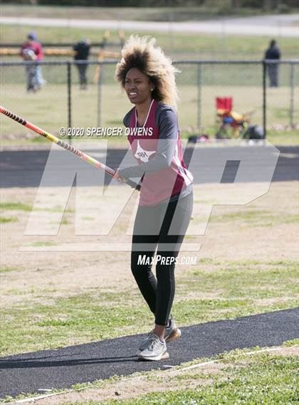 Thumbnail 2 in YC Winborn Preseason Invitational photogallery.