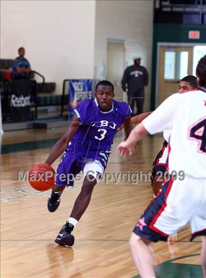 Thumbnail 2 in St. John's vs. Johnson (Texas Jamboree) photogallery.