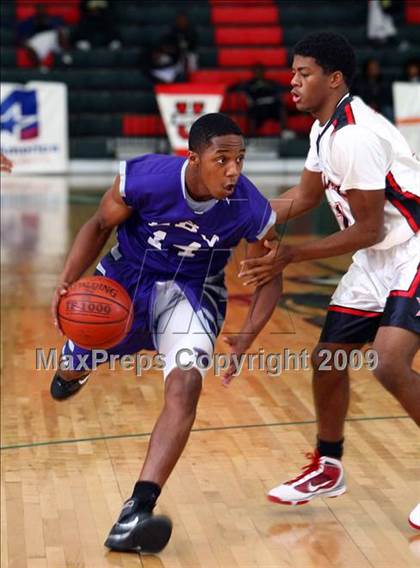 Thumbnail 1 in St. John's vs. Johnson (Texas Jamboree) photogallery.
