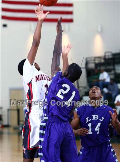 Thumbnail 3 in St. John's vs. Johnson (Texas Jamboree) photogallery.