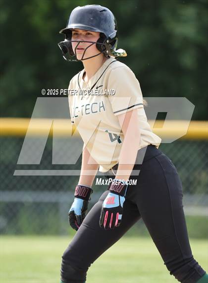 Thumbnail 2 in Greater New Bedford RVT vs Pentucket Regional (MIAA Division 3 Round of 16) photogallery.